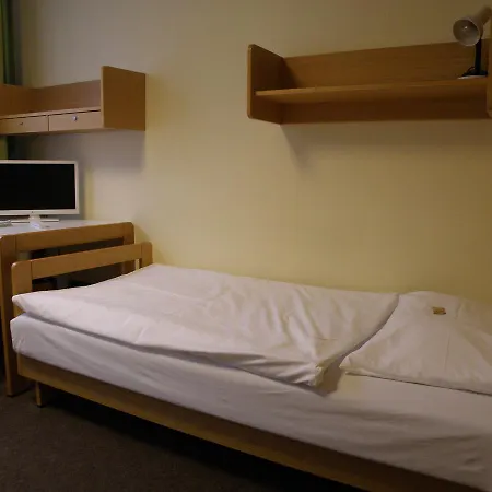 Sommerhaus Am Internats-campus Hotel 2*