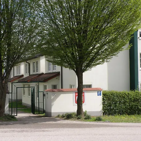 Hotel Sommerhaus Am Internats-campus