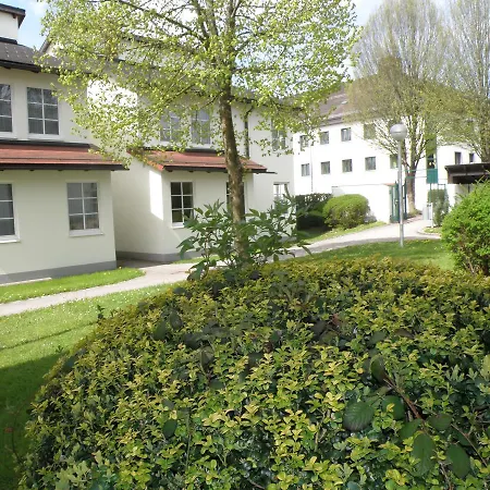 Sommerhaus Am Internats-campus Hotel 2*