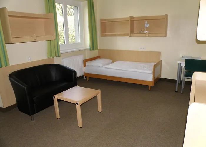 Sommerhaus Am Internats-campus 2*