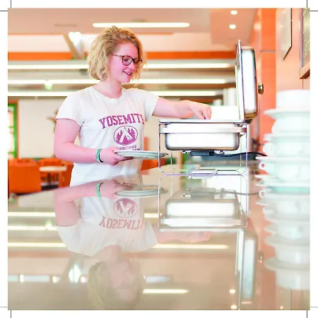 Sommerhaus Am Internats-campus 2*